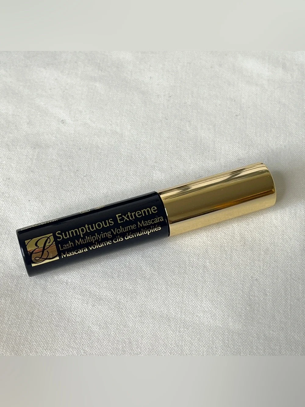 Estee Lauder Pure Color Sculpting Eyeshadow Palette Mascara and Cosmetic Bag